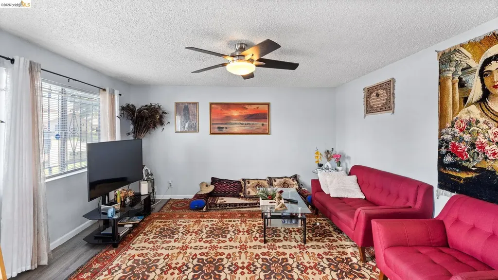 2110 Peppertree Antioch CA 94509