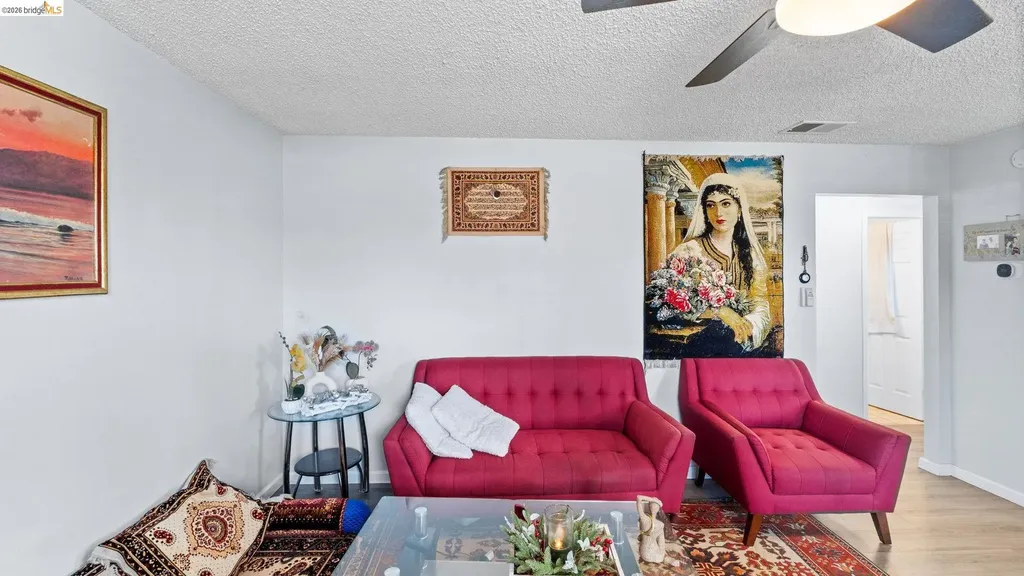 2110 Peppertree Antioch CA 94509