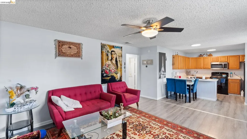 2110 Peppertree Antioch CA 94509