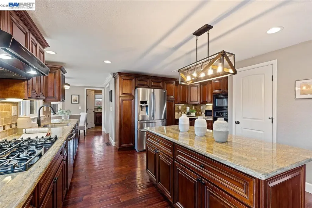 1766 Risdon Road Concord CA 94518