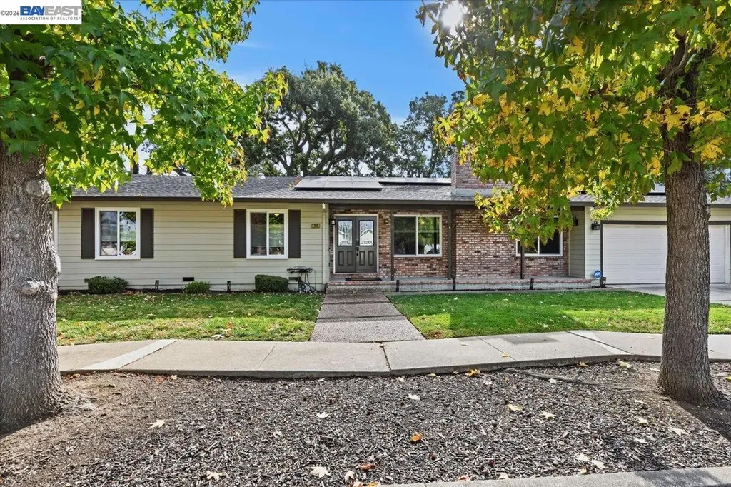 1766 Risdon Road Concord CA 94518