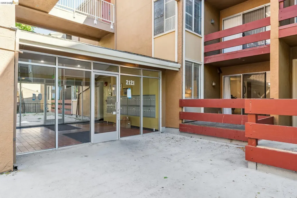 2121 Vale Road San Pablo CA 94806