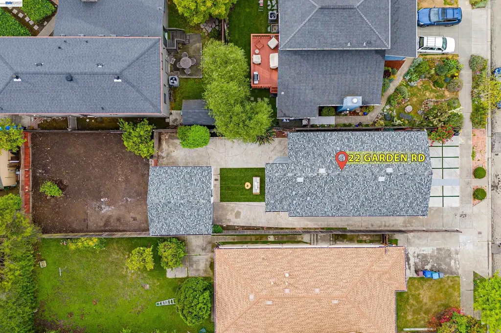22 Garden Road Alameda CA 94502