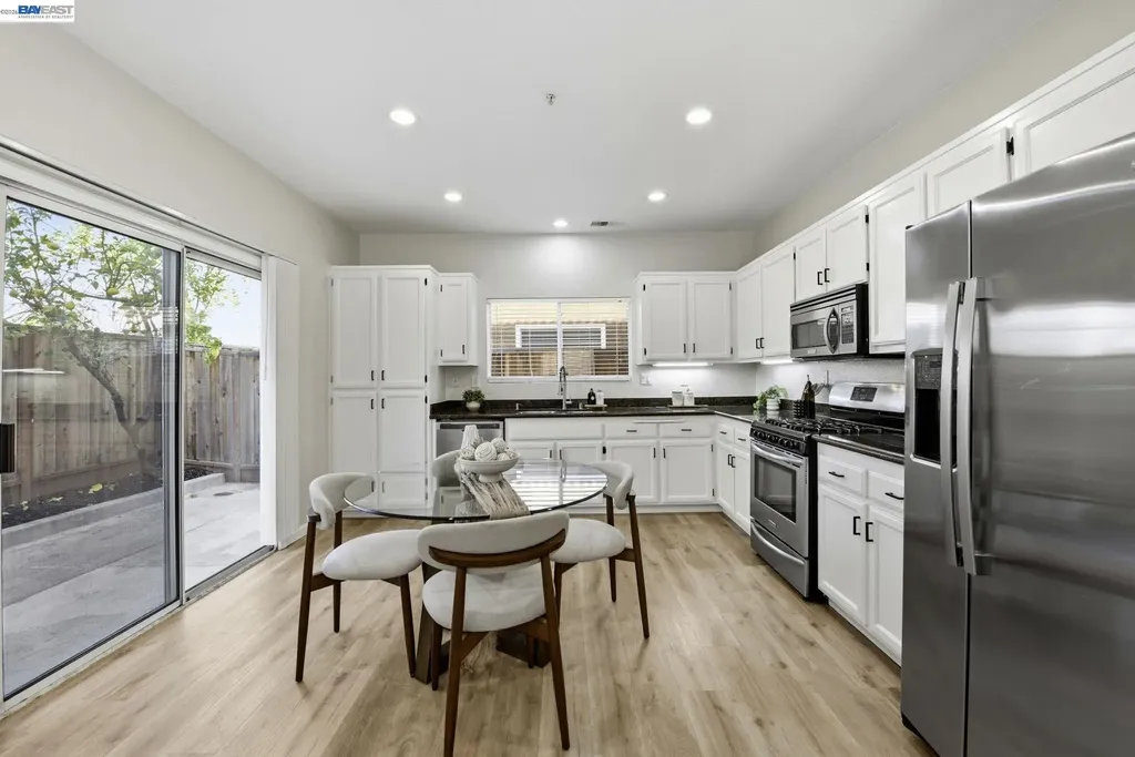 1085 La Brea Terrace Union City CA 94587