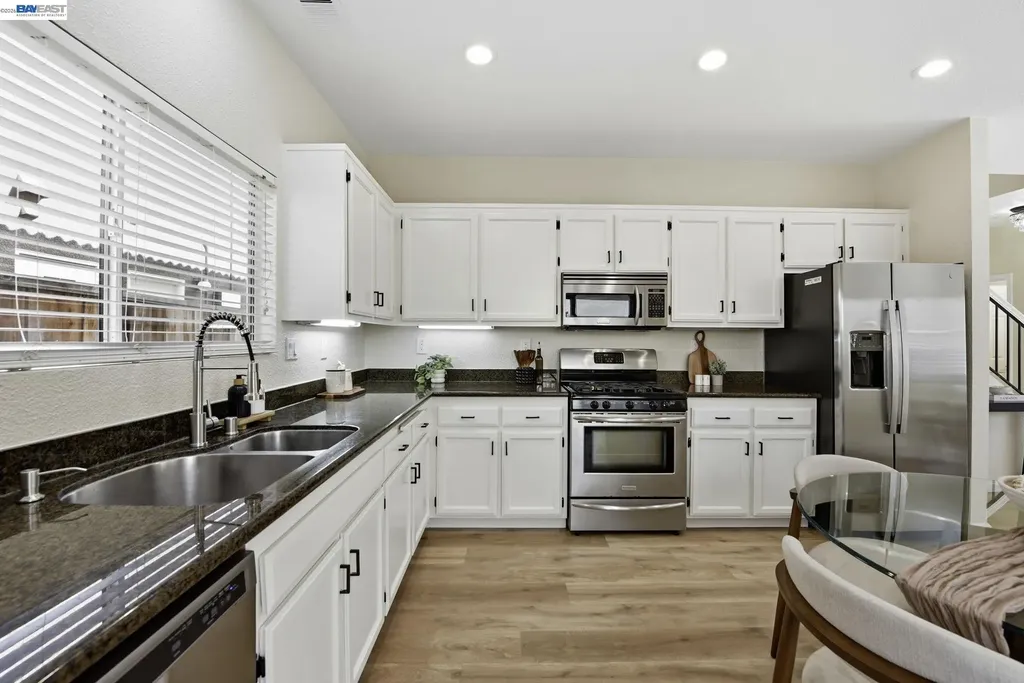 1085 La Brea Terrace Union City CA 94587