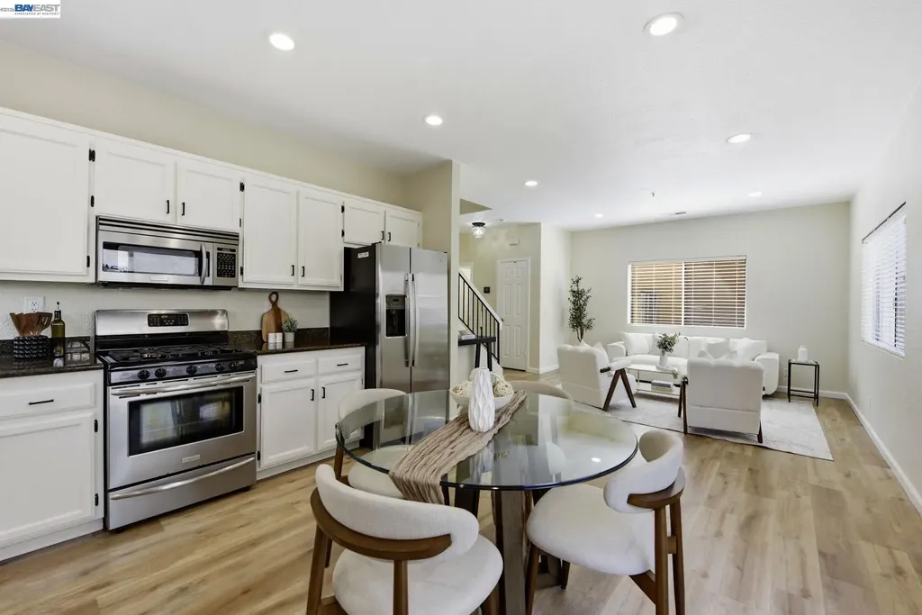 1085 La Brea Terrace Union City CA 94587