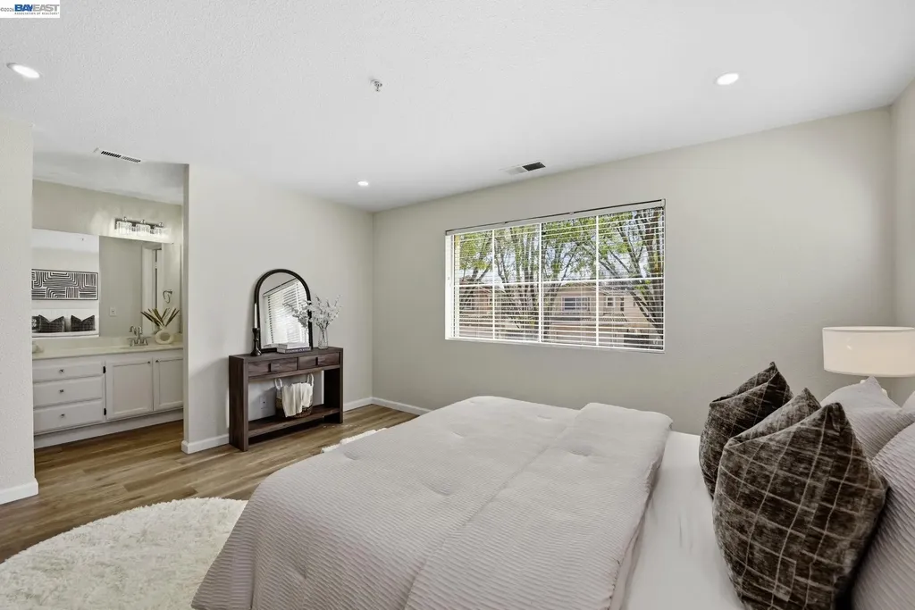 1085 La Brea Terrace Union City CA 94587
