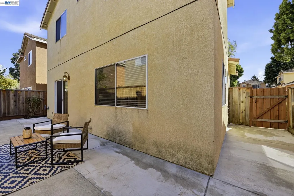 1085 La Brea Terrace Union City CA 94587