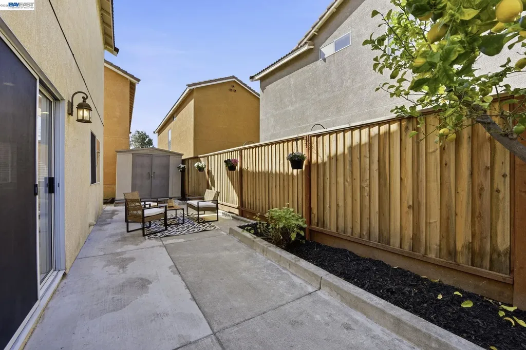 1085 La Brea Terrace Union City CA 94587