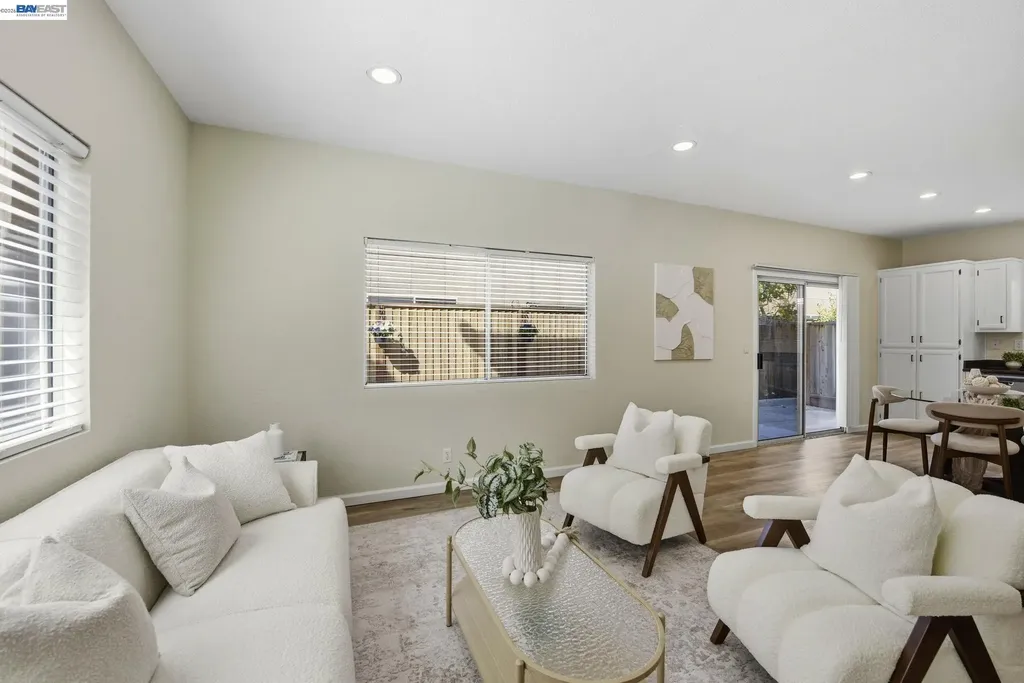 1085 La Brea Terrace Union City CA 94587