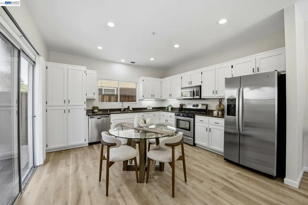 1085 La Brea Terrace Union City CA 94587