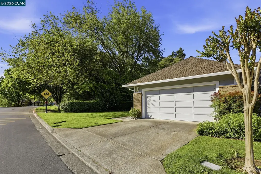 607 Silver Lake Drive Danville CA 94526
