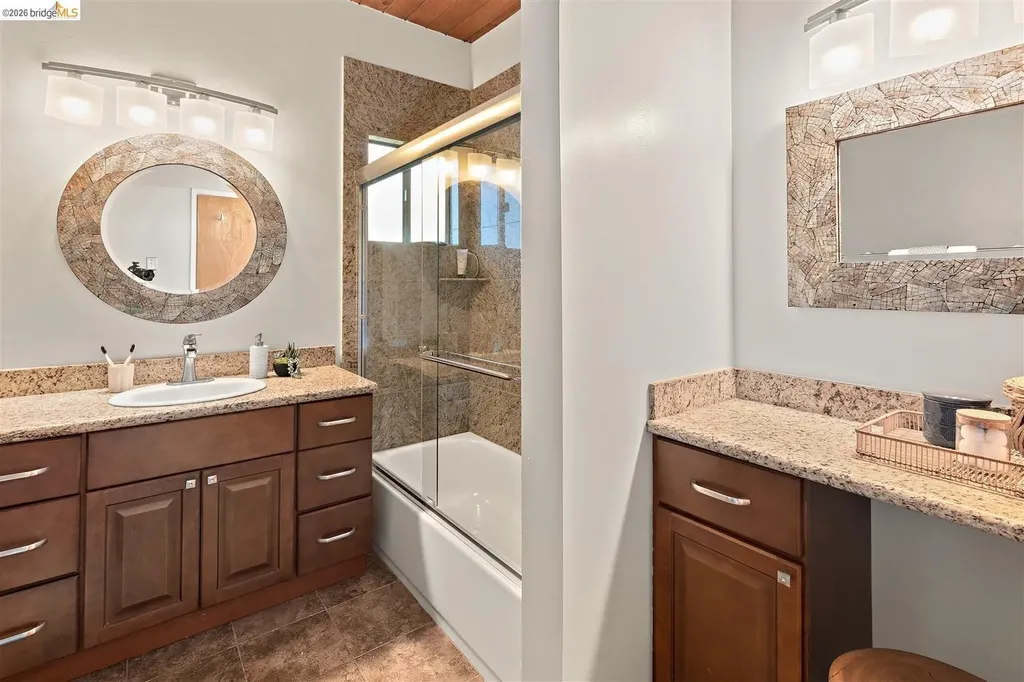 6741 Snake Road Oakland CA 94611