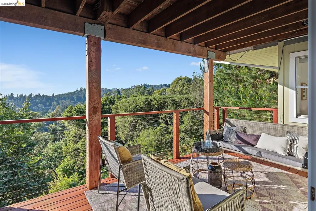 6741 Snake Road Oakland CA 94611