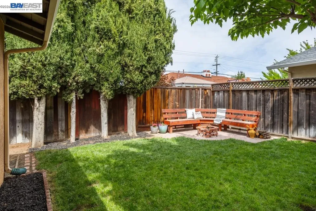 924 Lambaren Avenue Livermore CA 94551