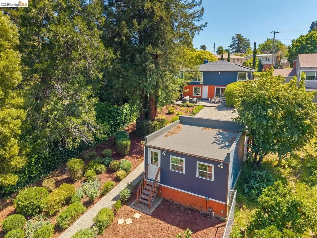 7406 Circle Hill Drive Oakland CA 94605
