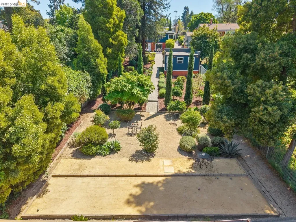 7406 Circle Hill Drive Oakland CA 94605