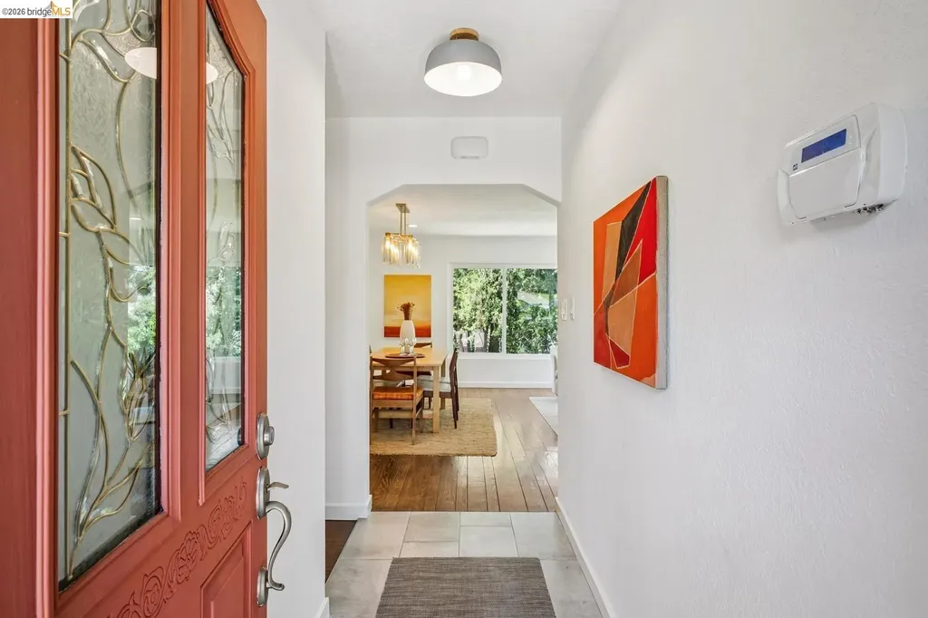 7406 Circle Hill Drive Oakland CA 94605