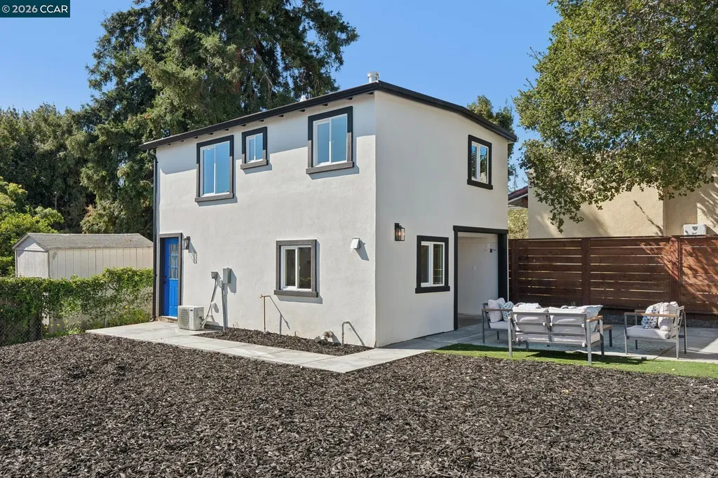 3017 Madeline Street Oakland CA 94602