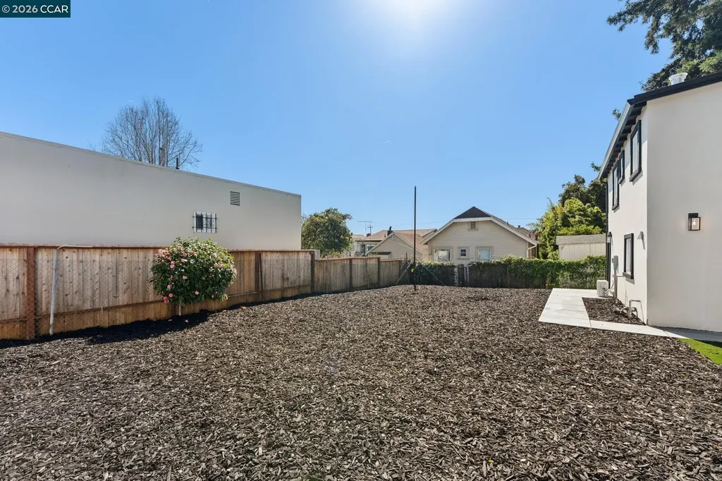 3017 Madeline Street Oakland CA 94602