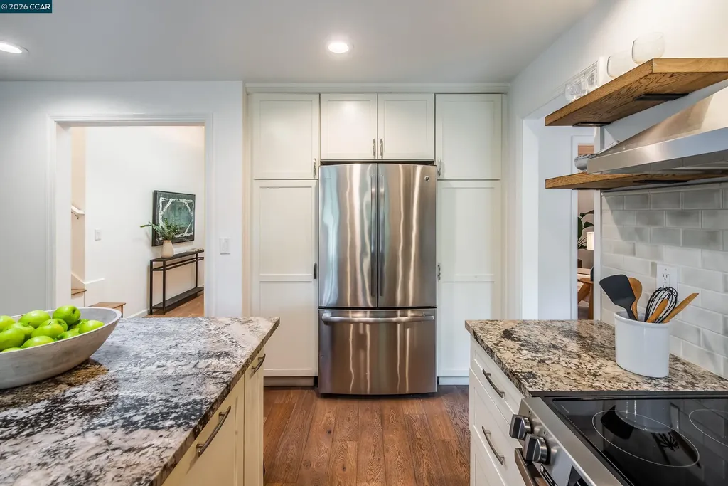 860 Paradise Court Lafayette CA 94549