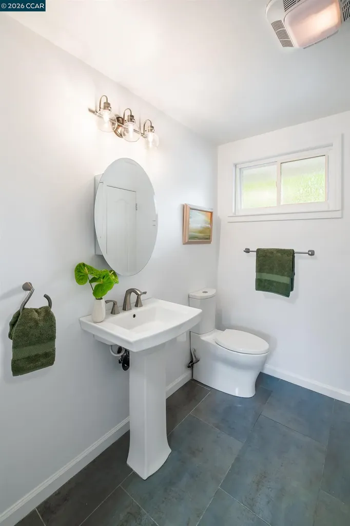 860 Paradise Court Lafayette CA 94549