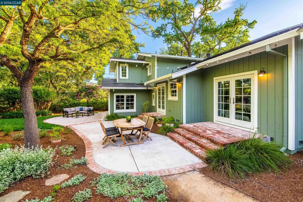 860 Paradise Court Lafayette CA 94549