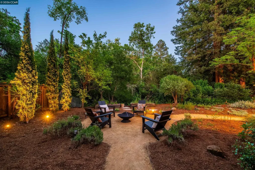 860 Paradise Court Lafayette CA 94549