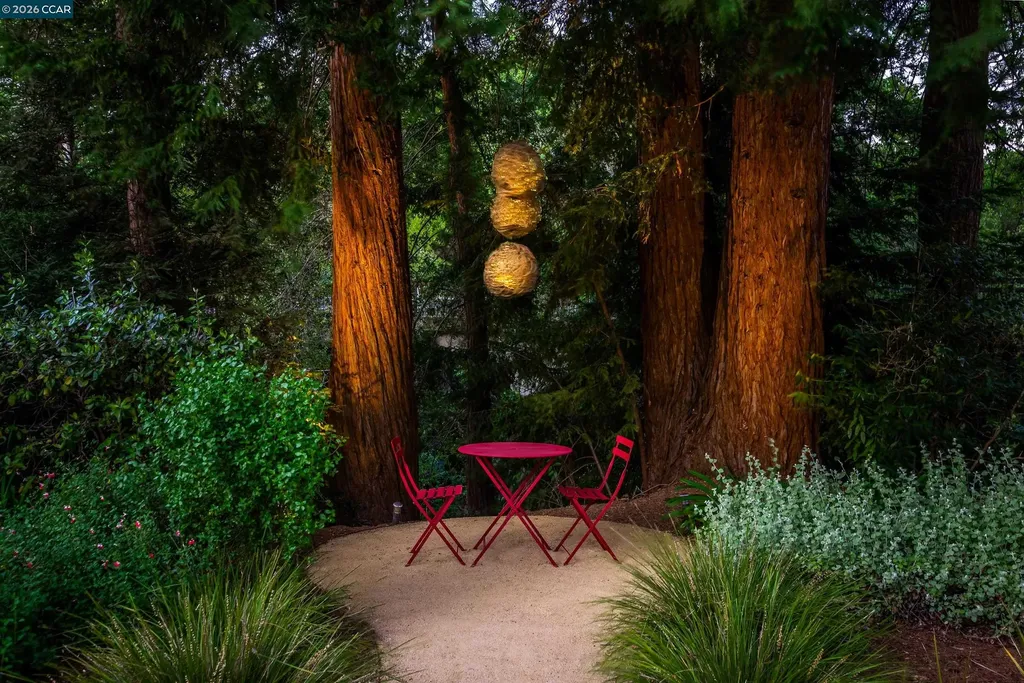 860 Paradise Court Lafayette CA 94549