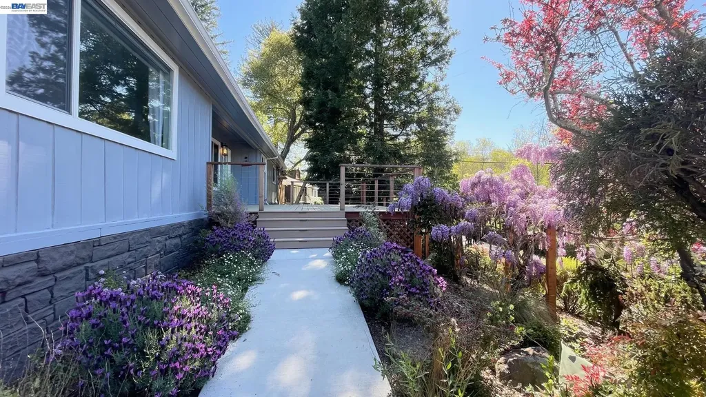 275 Orchard Road Orinda CA 94563