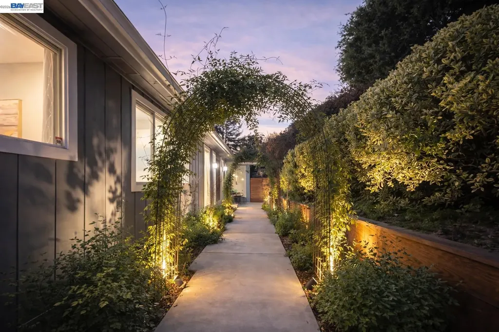 275 Orchard Road Orinda CA 94563