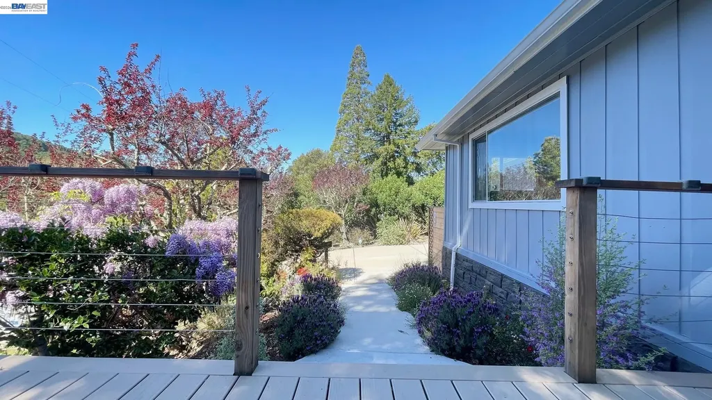 275 Orchard Road Orinda CA 94563