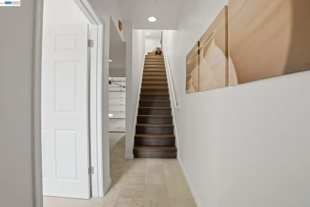 4895 Shattuck Avenue Oakland CA 94609