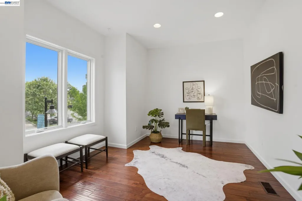 4895 Shattuck Avenue Oakland CA 94609