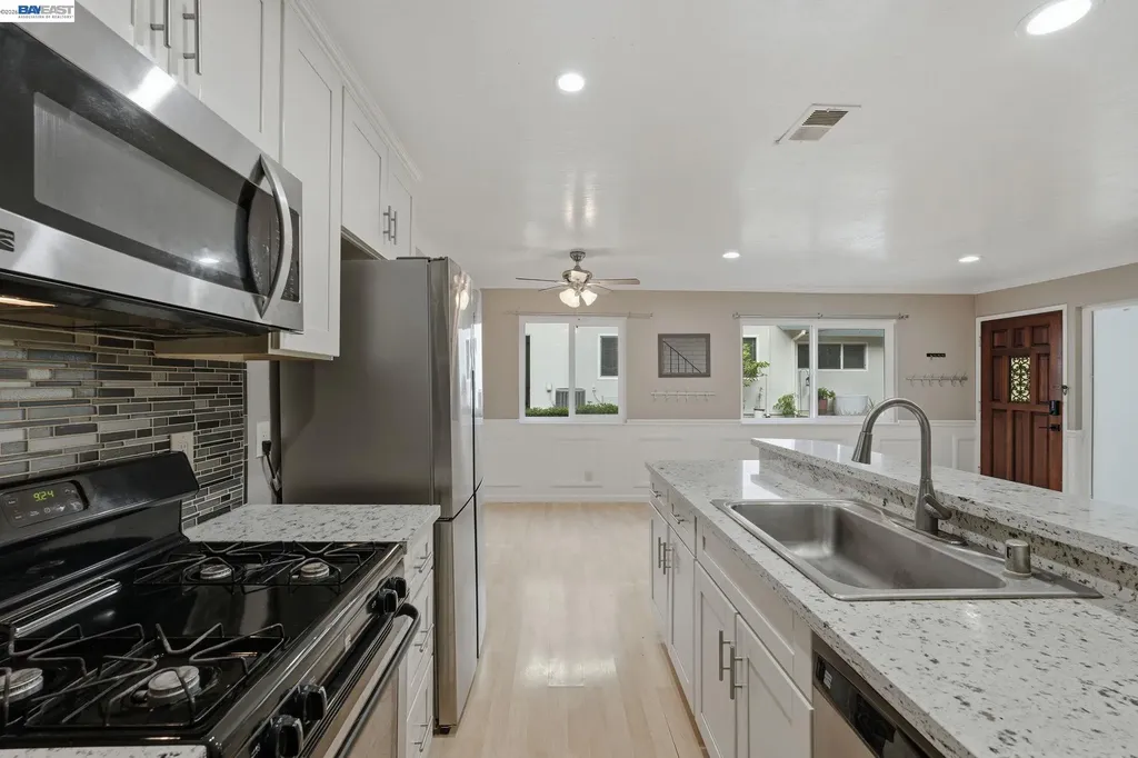 8185 Arroyo Drive Pleasanton CA 94588