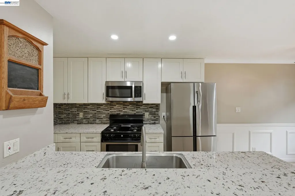 8185 Arroyo Drive Pleasanton CA 94588