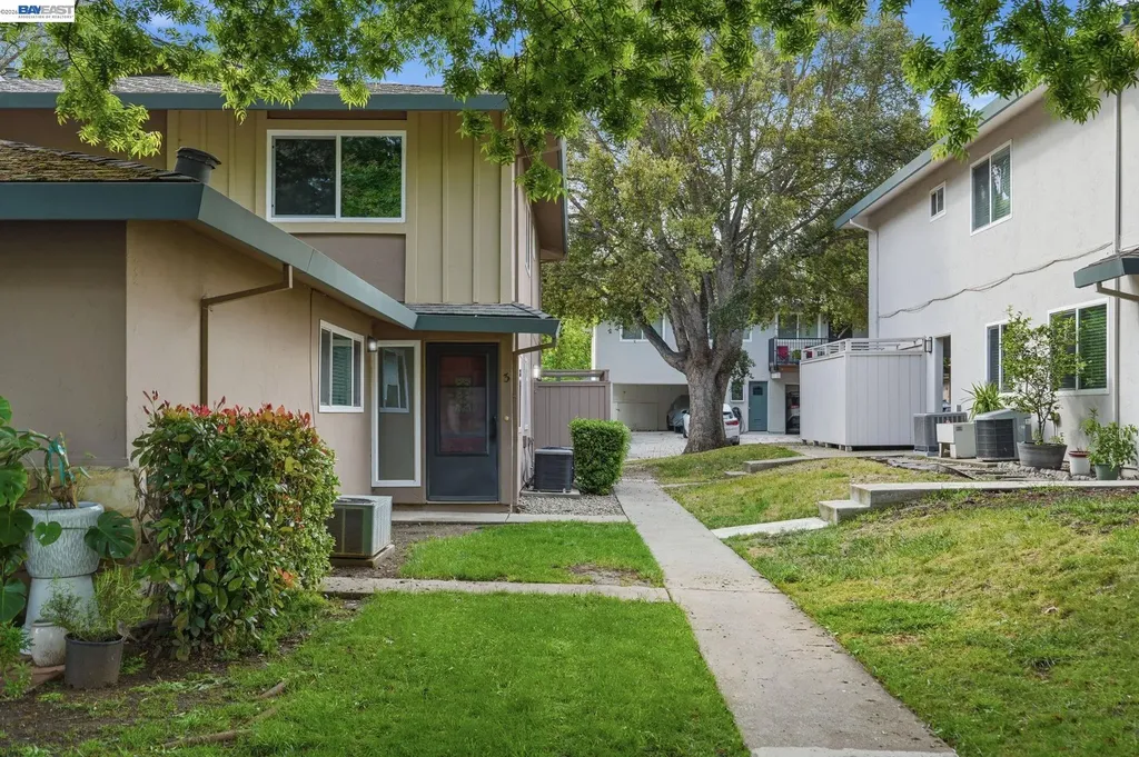 8185 Arroyo Drive Pleasanton CA 94588