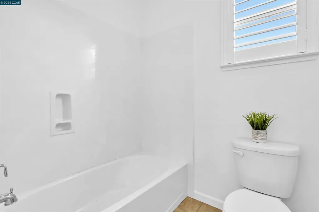 5608 Ashbourne Way Antioch CA 94531