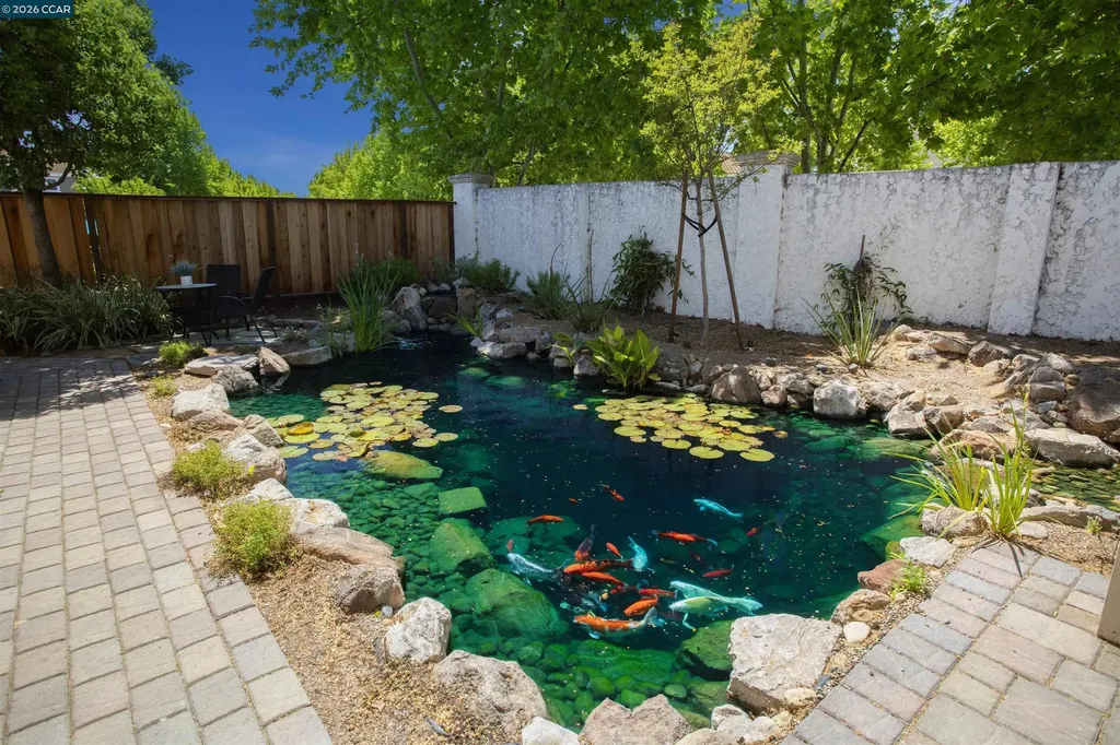 5608 Ashbourne Way Antioch CA 94531