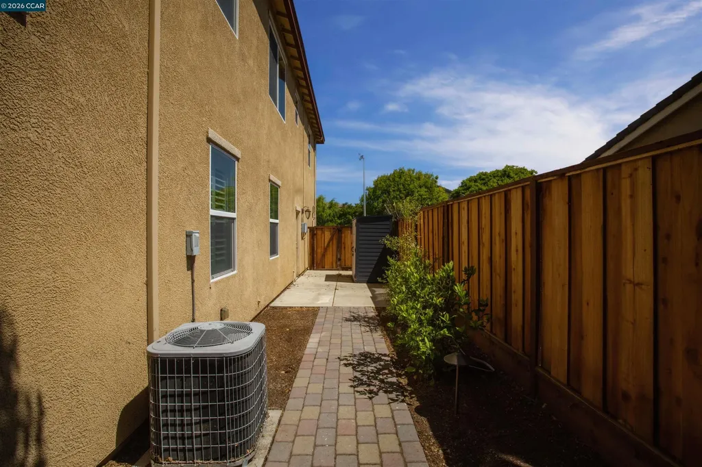 5608 Ashbourne Way Antioch CA 94531