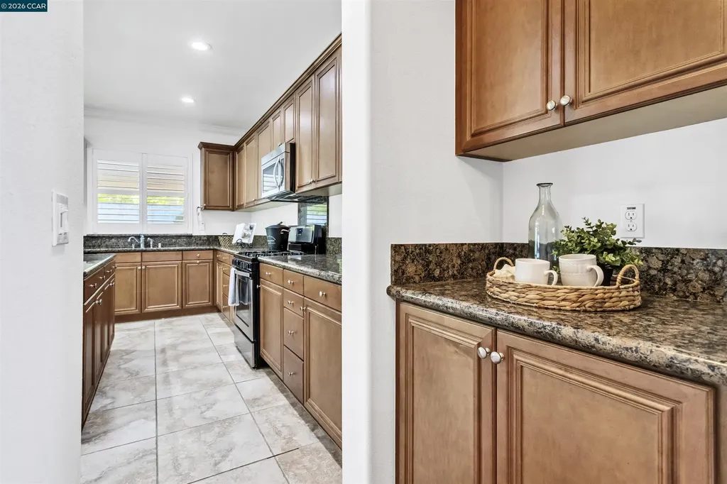 5608 Ashbourne Way Antioch CA 94531
