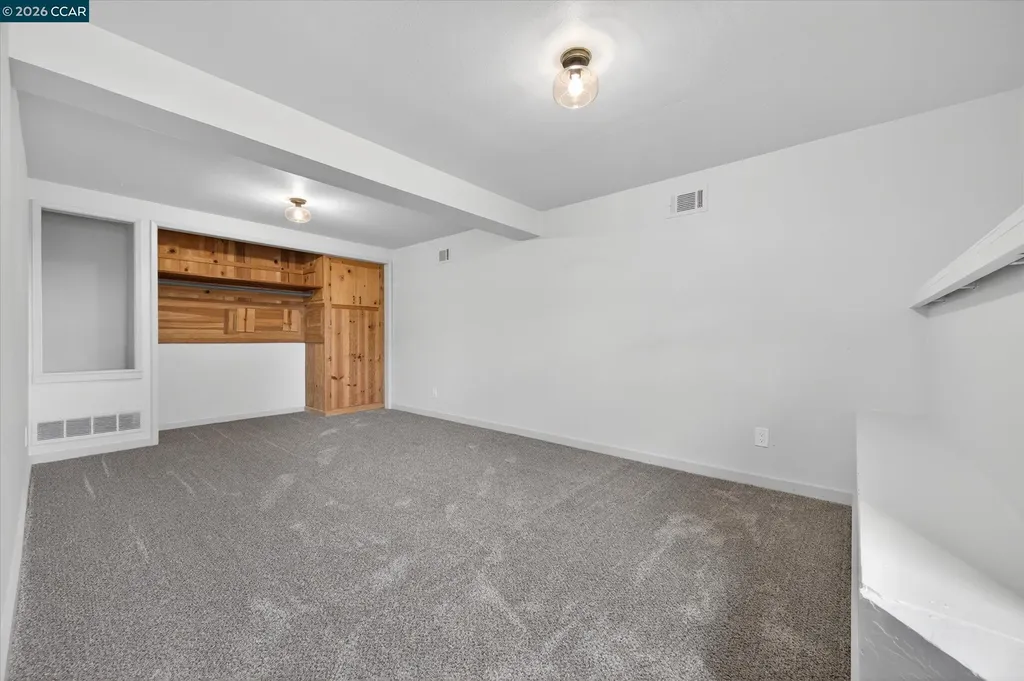 444 Edwards Street Crockett CA 94525