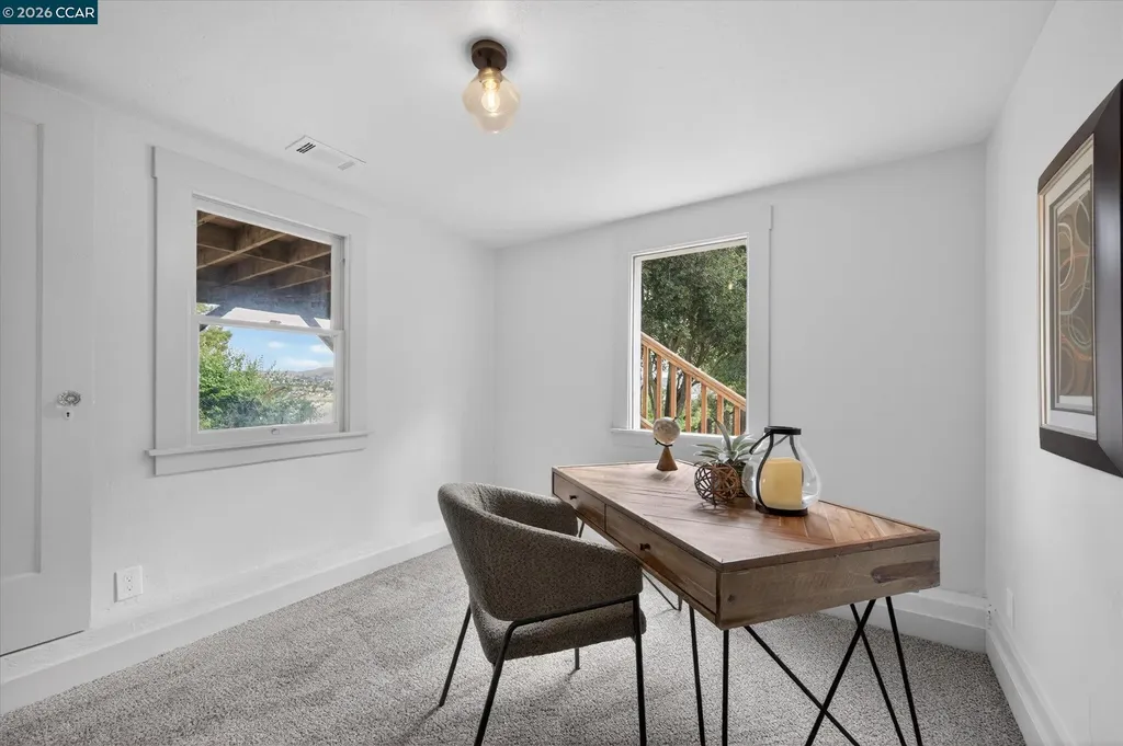 444 Edwards Street Crockett CA 94525