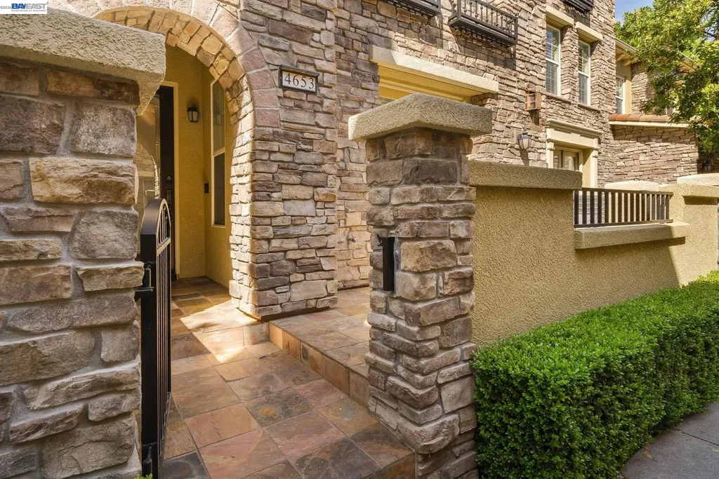 4653 Rimini Court Dublin CA 94568