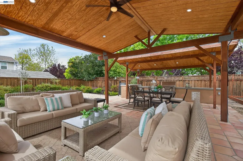 3001 Lusitana Drive Livermore CA 94550