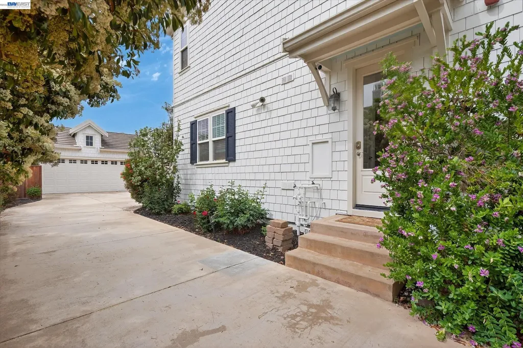 3001 Lusitana Drive Livermore CA 94550
