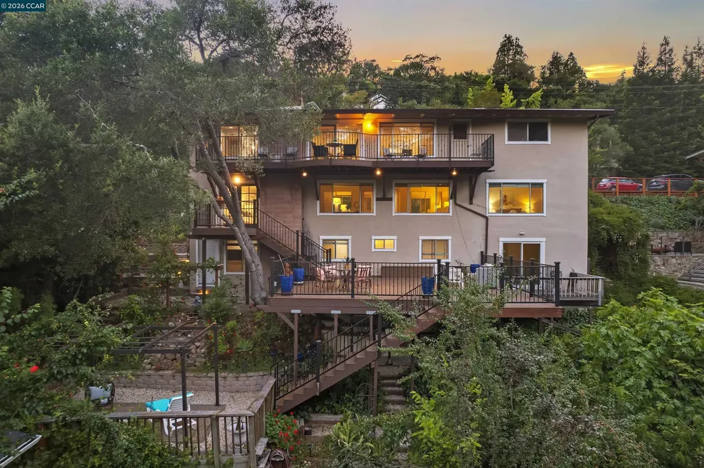 38 Saint Stephens Drive Orinda CA 94563