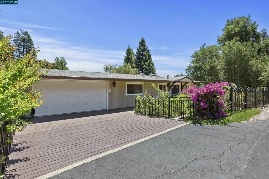 38 Saint Stephens Drive Orinda CA 94563