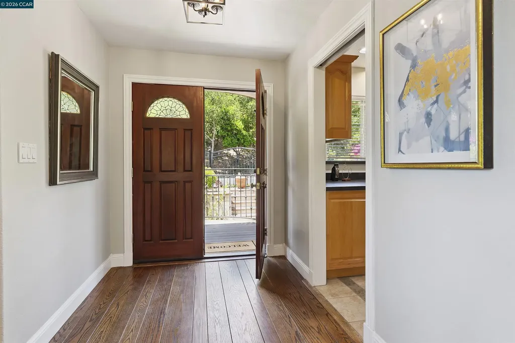 38 Saint Stephens Drive Orinda CA 94563