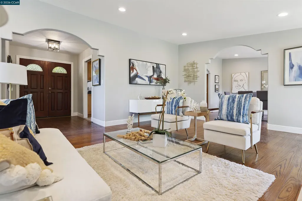 38 Saint Stephens Drive Orinda CA 94563
